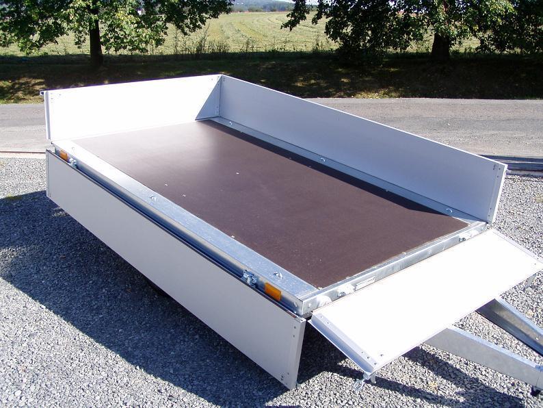 Přívěs 3,5 x 1,8 x 0,35m VZ 35 EXPRES B1 celková hm. 1.300 kg valník